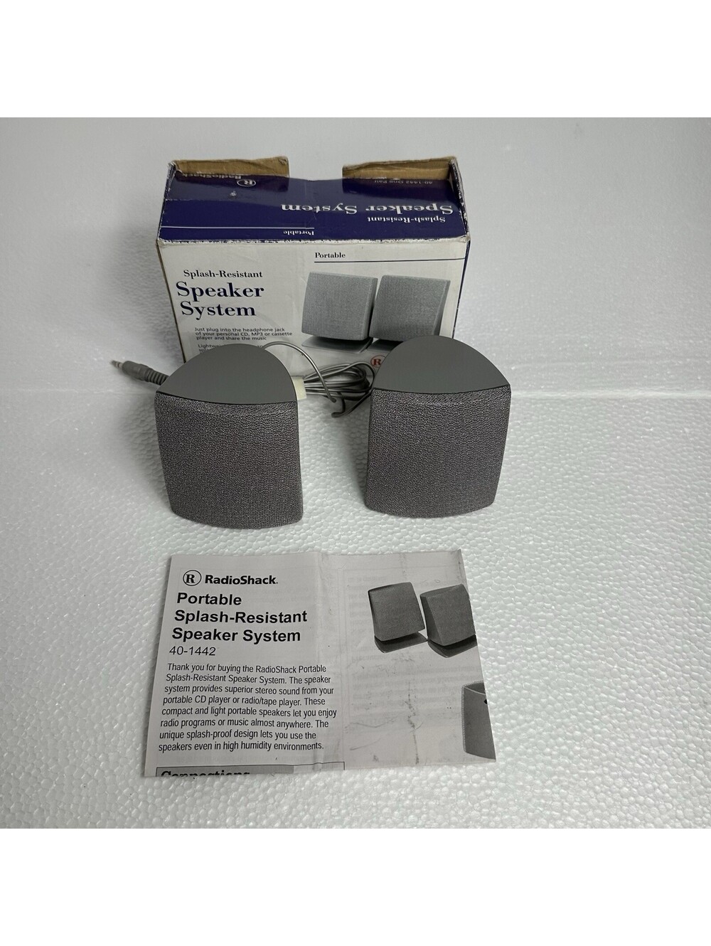 RadioShack Splash Resistant Portable Speaker System Auxiliary Audio Mini Speaker